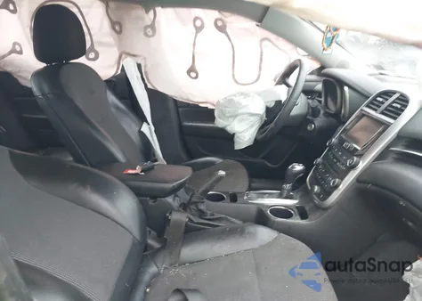 2015 Chevrolet Malibu 1Lt из США, поврежденный, VIN 1G11C5SL8FF106033